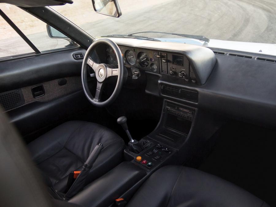 Интерьер BMW M1 Procar AHG 1979 года  (фото 40 из 40)